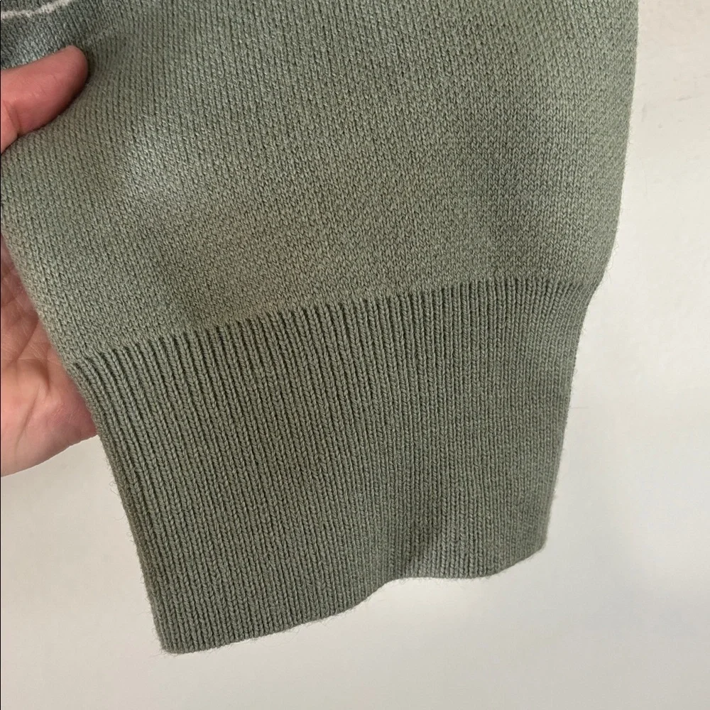 Alter’d State Green Smiley Face Cropped Sweater Size L